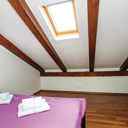 דירה Two-bedroom In Dolac