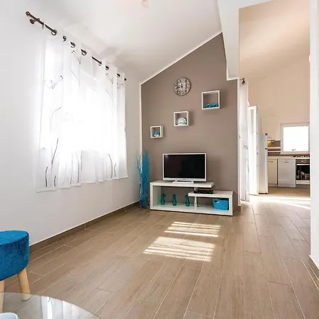 Two-bedroom In Dolac * Dolac