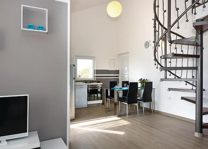 Two-bedroom In Dolac Dolac